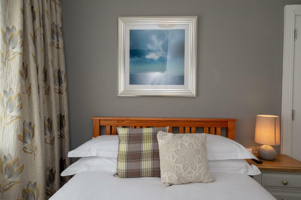 The Square Townhouse Fermoy Hotel Exterior photo